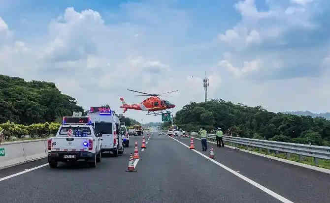 上街区高速公路汽车救援案例