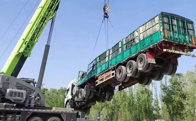 上街区道路脱困救援案例